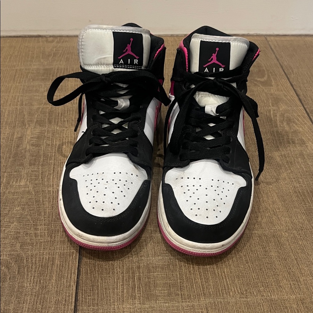 Air Jordan High-Top Sneakers Black White Pink